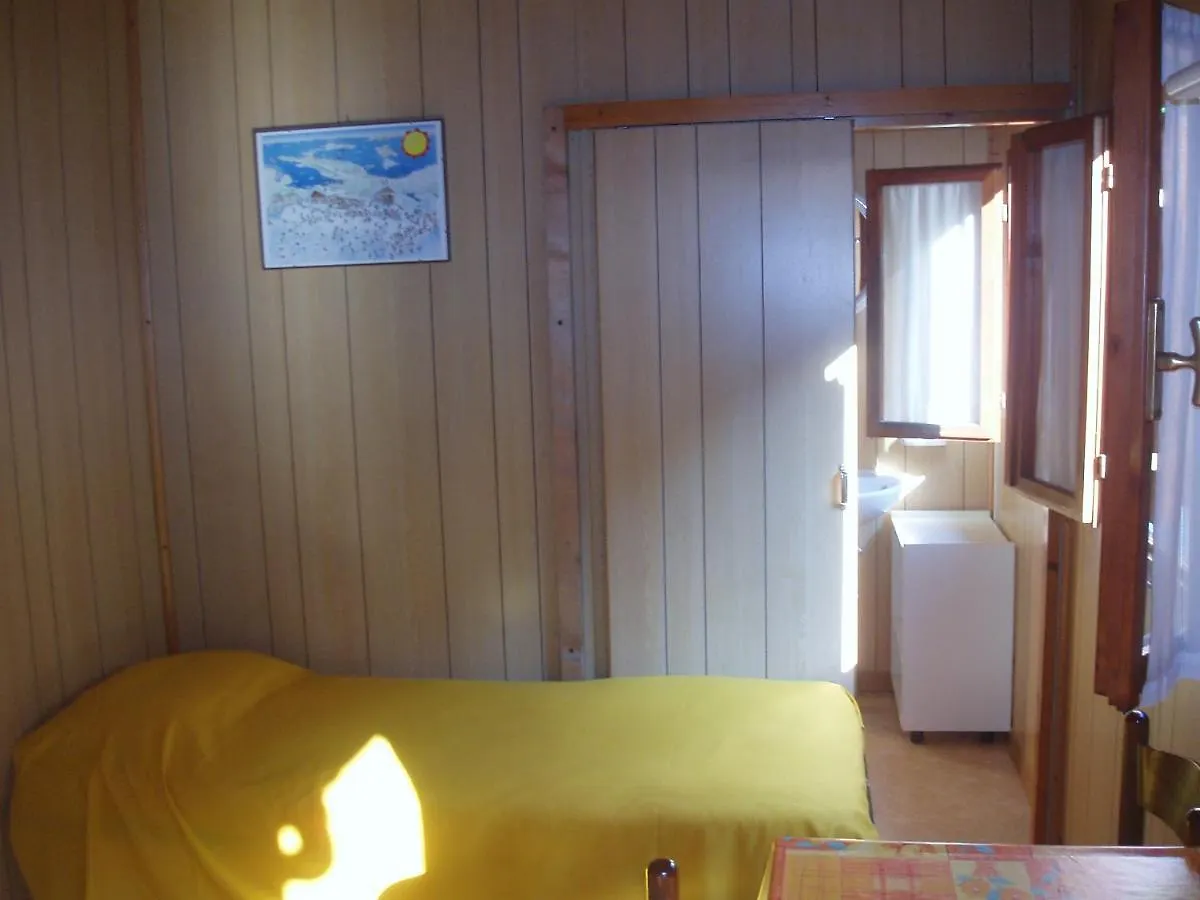 Villaggio Camping Valdeiva 데이바마리나 캠프장