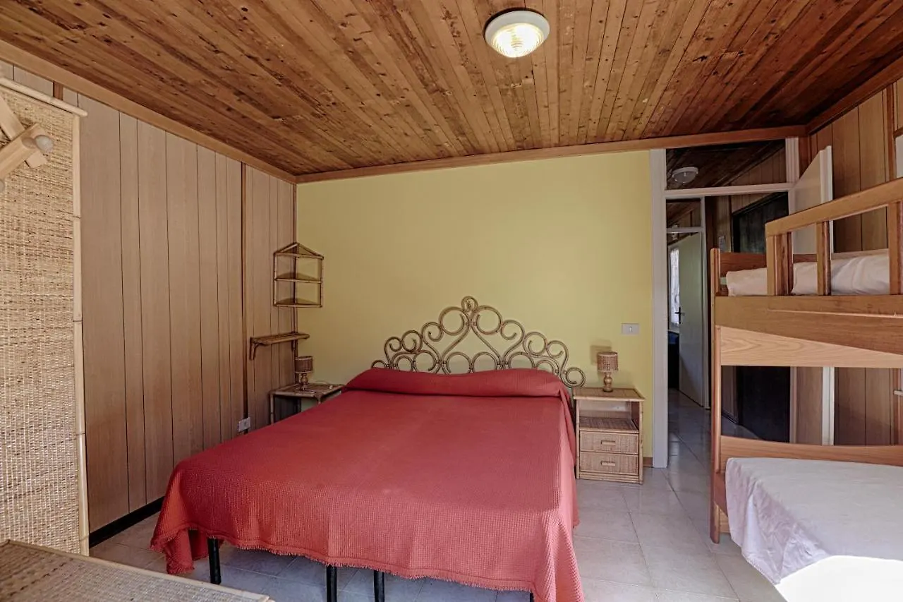 Villaggio Camping Valdeiva 데이바마리나