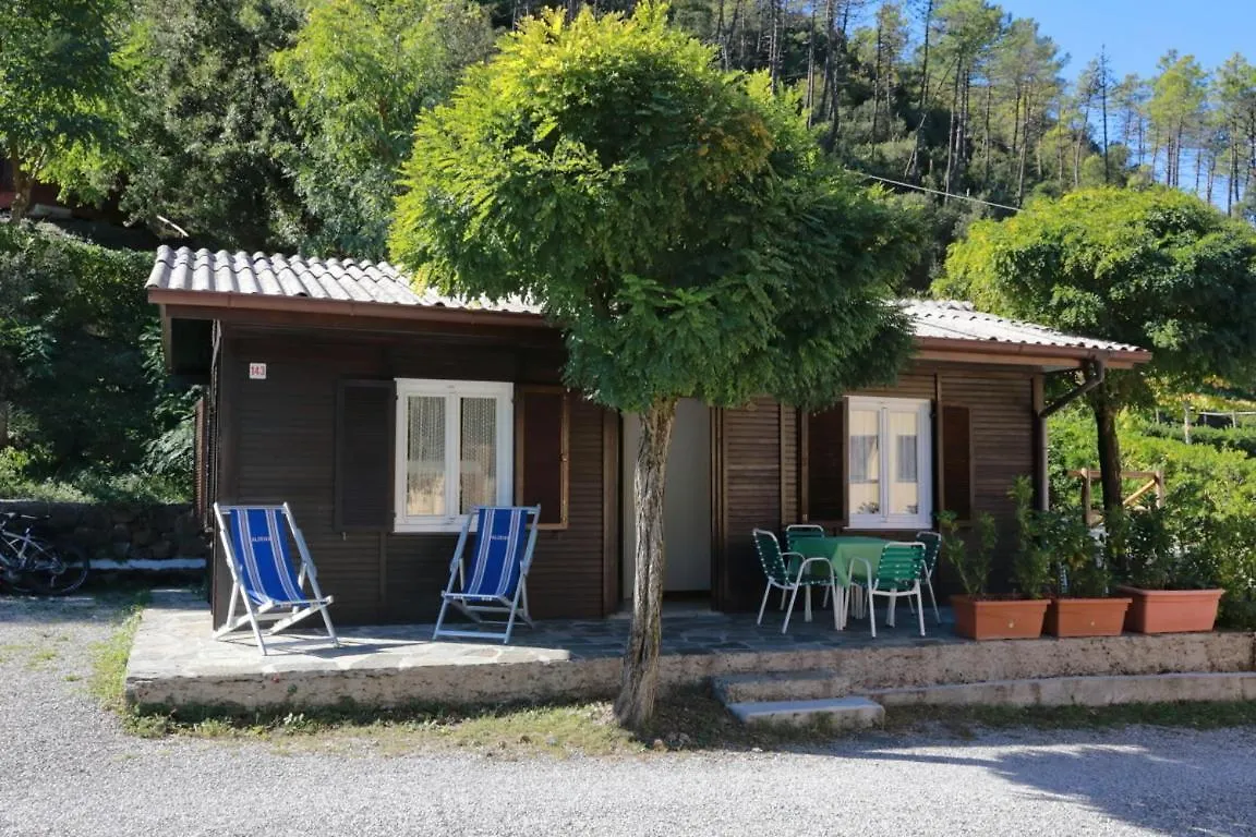 Villaggio Camping Valdeiva 데이바마리나