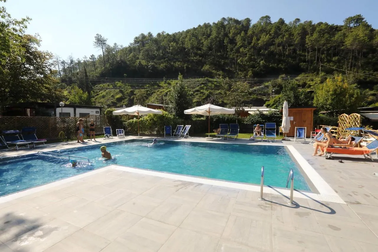 Villaggio Camping Valdeiva 데이바마리나